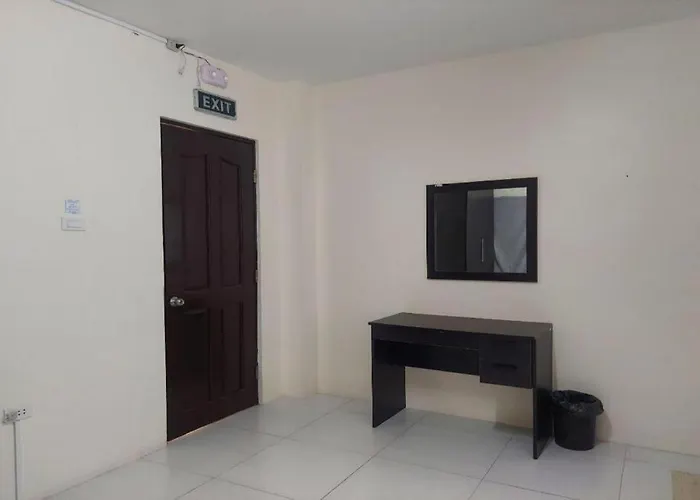 Plaza Eco Park Cebu Hotel 2*